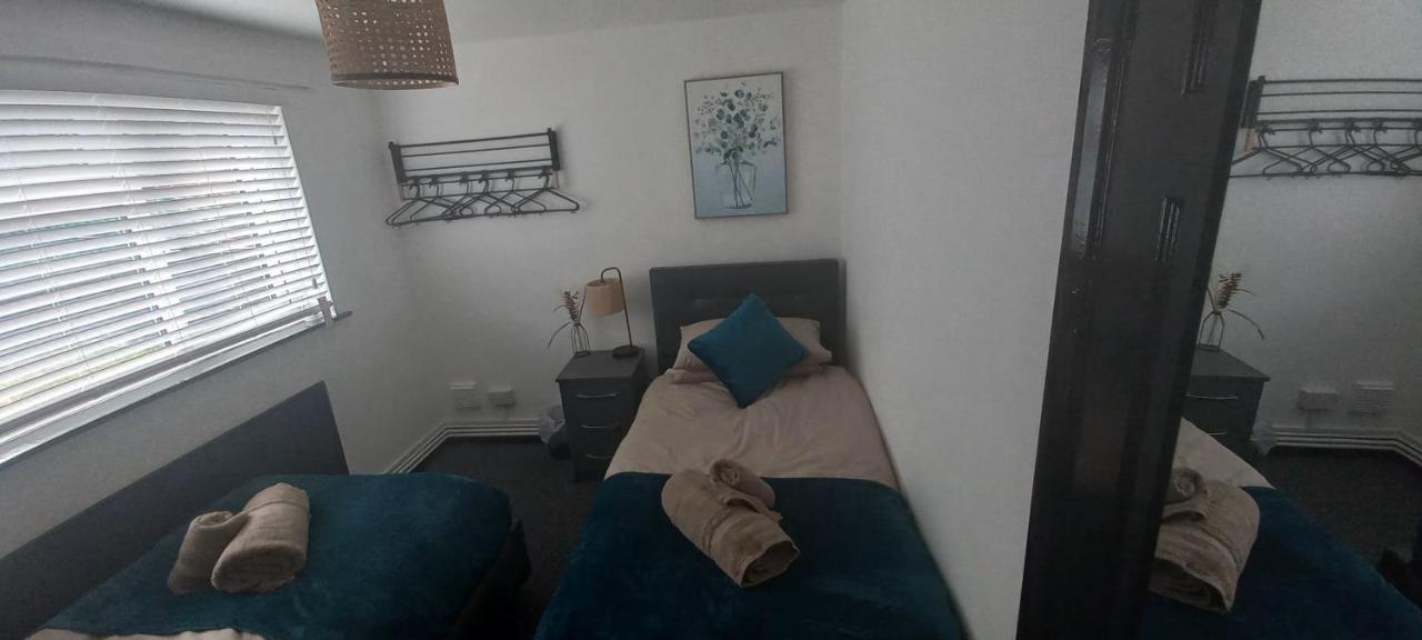 6-Min Walk To New Cross Parking Long Stay Discounts Wolverhampton Exteriér fotografie