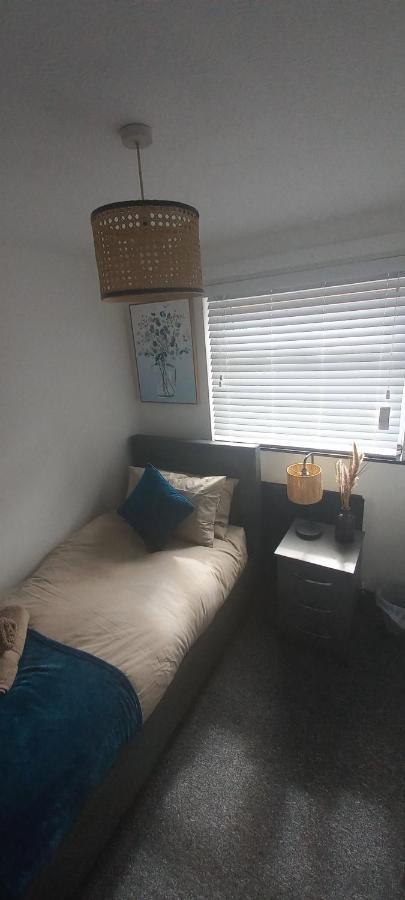 6-Min Walk To New Cross Parking Long Stay Discounts Wolverhampton Exteriér fotografie