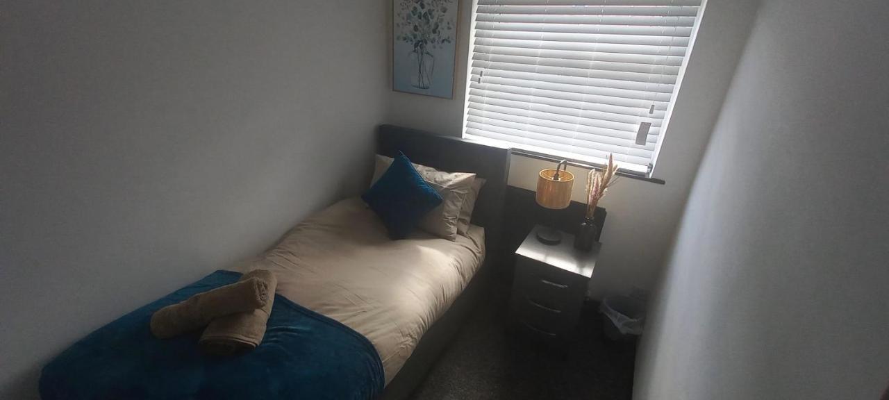 6-Min Walk To New Cross Parking Long Stay Discounts Wolverhampton Exteriér fotografie